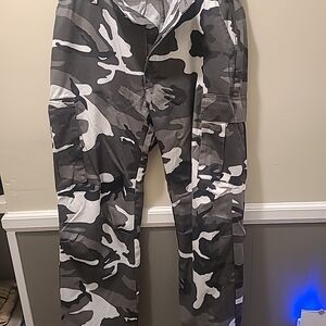 Vtg Regal Wear Mens 38x34 Wide Leg Camouflage Y2k Baggy Pants